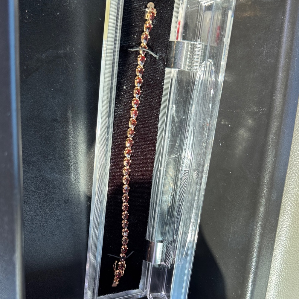 Elegant 925 Red Gemstone Bracelet - Picture 1 of 9